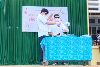 Chương trình “Sắc màu Hóa học”