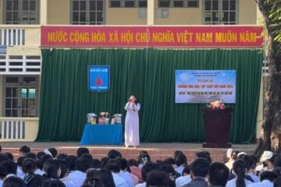 Trường THPT Nguyễn Huệ tổ chức Lễ khai mạc Tuần lễ hưởng ứng học tập suốt đời năm 2024