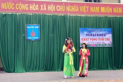 Chương trình ngoại khóa văn học “Khát vọng tuổi trẻ” năm học 2023-2024