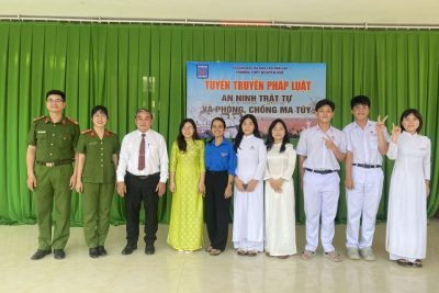 Sôi nổi buổi tuyên truyền pháp luật về an ninh trật tự và phòng chống ma túy tại trường năm học 2025 -2026