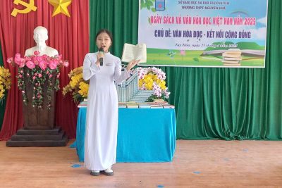 Trường THPT Nguyễn Huệ tổ chức “Ngày sách và Văn hóa đọc Việt Nam” năm 2025