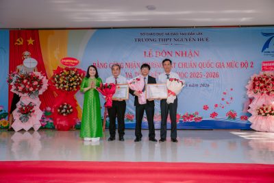 Trường THPT Nguyễn Huệ tổ chức Lễ đón nhận Bằng công nhận trường đạt chuẩn Quốc gia mức độ 2 và Tổng kết năm học 2025 -2026.